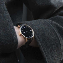 Load image into Gallery viewer, Code Classic Leather 38mm Silver Black