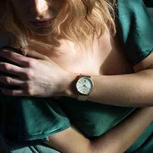 Load image into Gallery viewer, Aurora Milanese 38mm Rose Gold Black