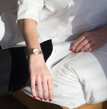 Load image into Gallery viewer, Aurora Leather 26mm Rose Gold White