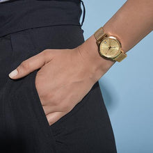 Load image into Gallery viewer, Velo Textured Sunray Leather 39mm Black
